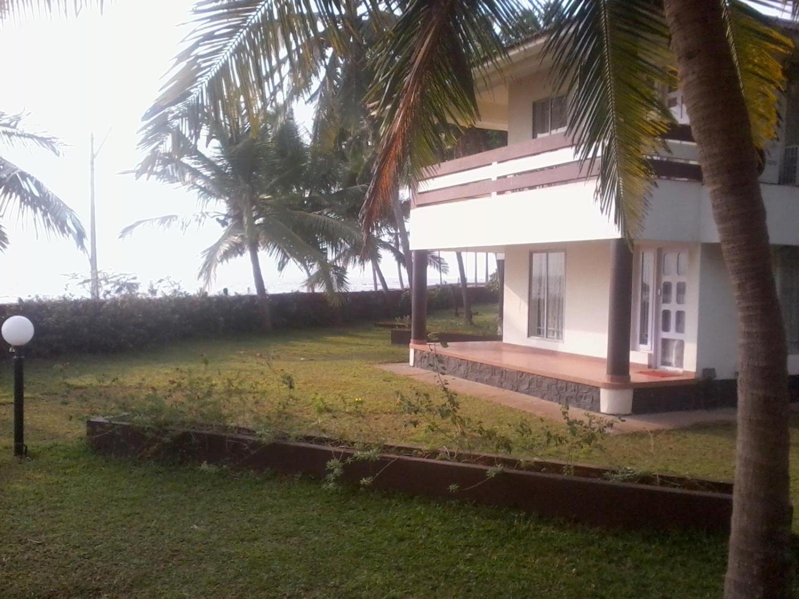 Kappad Beach Resort Chemancheri Ngoại thất bức ảnh