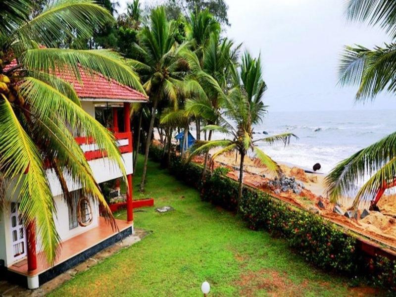 Kappad Beach Resort Chemancheri Ngoại thất bức ảnh