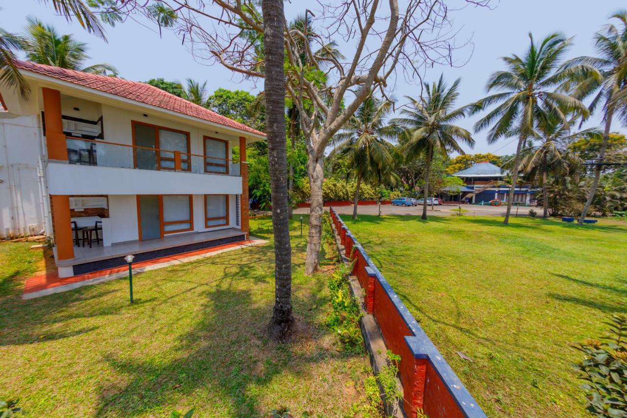 Kappad Beach Resort Chemancheri Ngoại thất bức ảnh