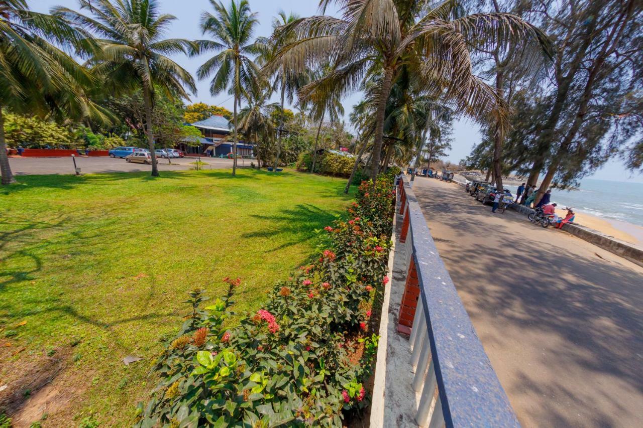 Kappad Beach Resort Chemancheri Ngoại thất bức ảnh